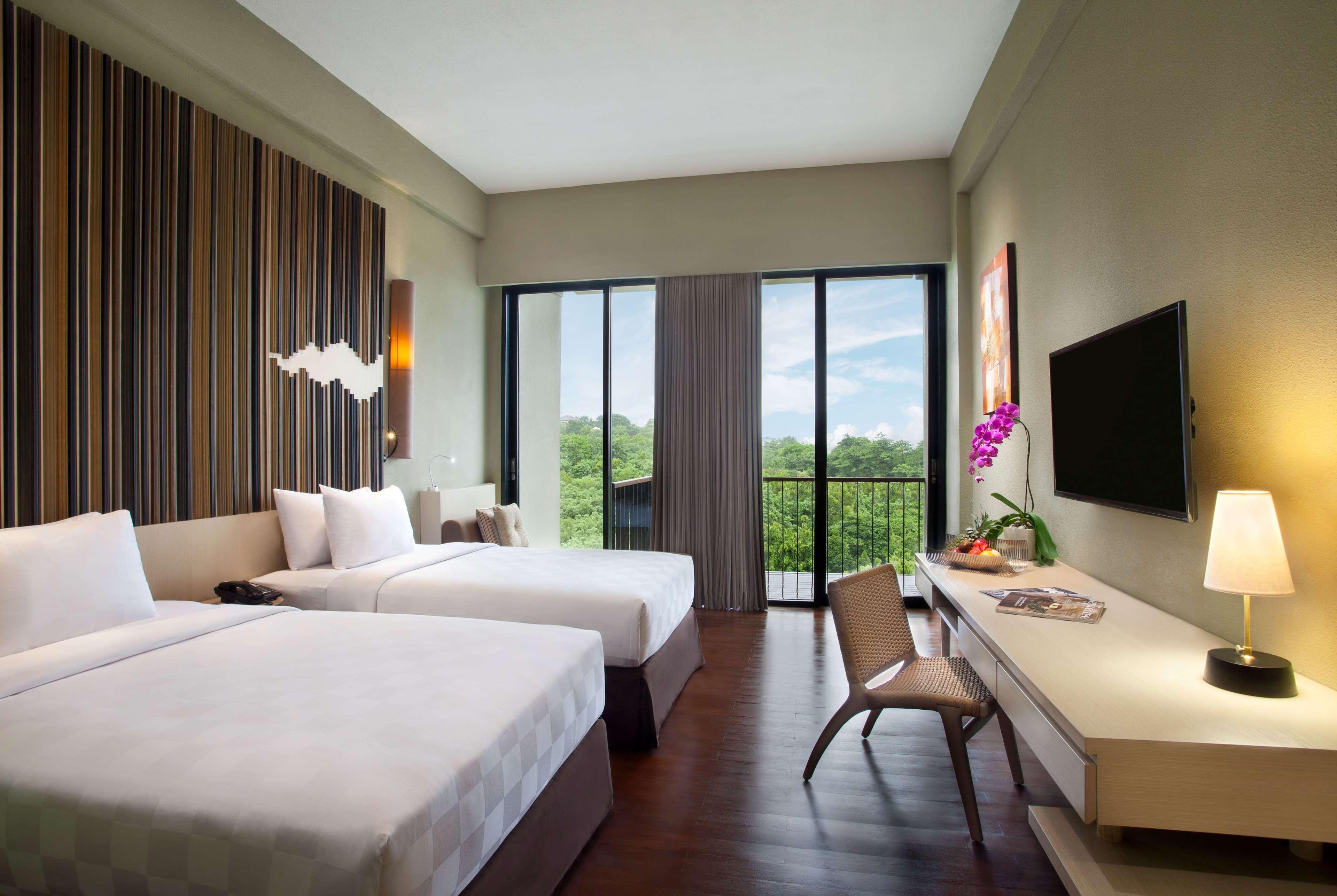 Wyndham Dreamland Resort Bali Uluwatu Exterior foto