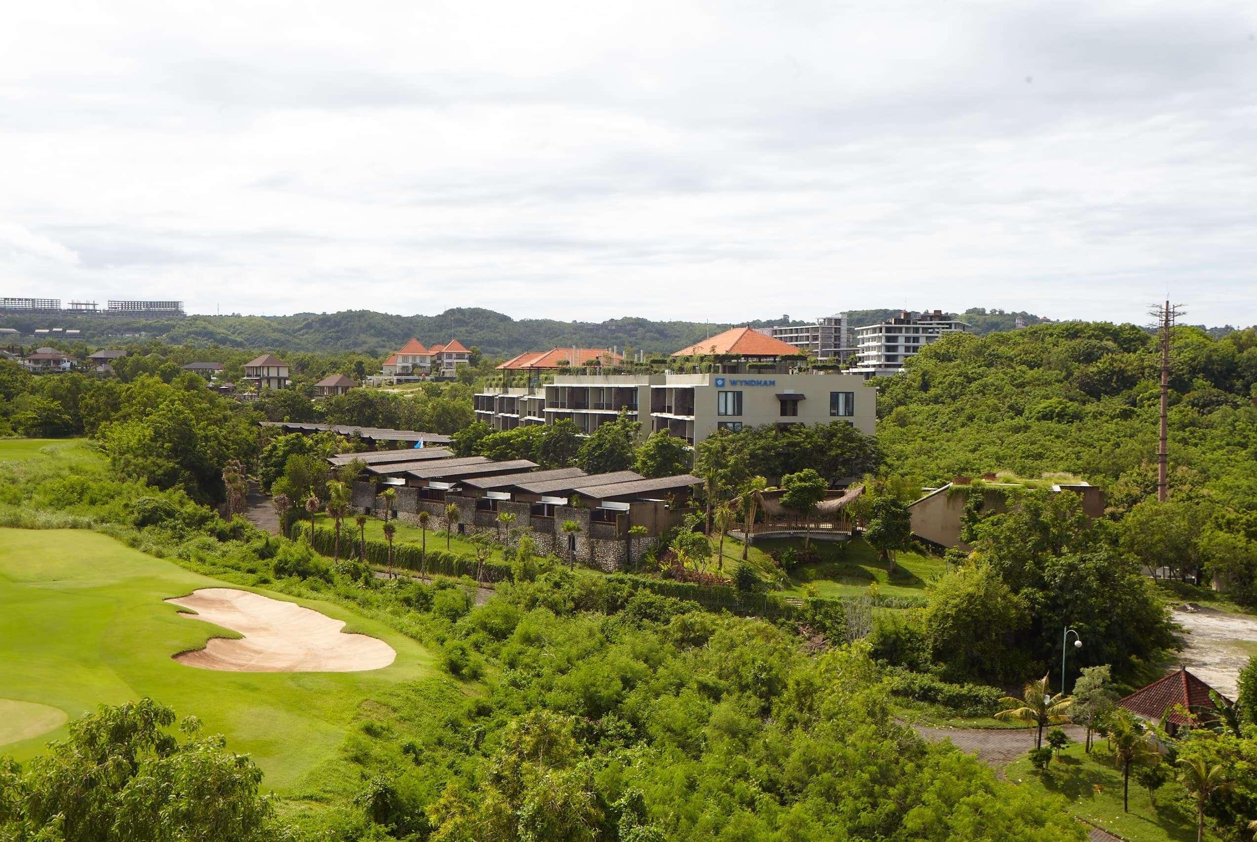 Wyndham Dreamland Resort Bali Uluwatu Exterior foto