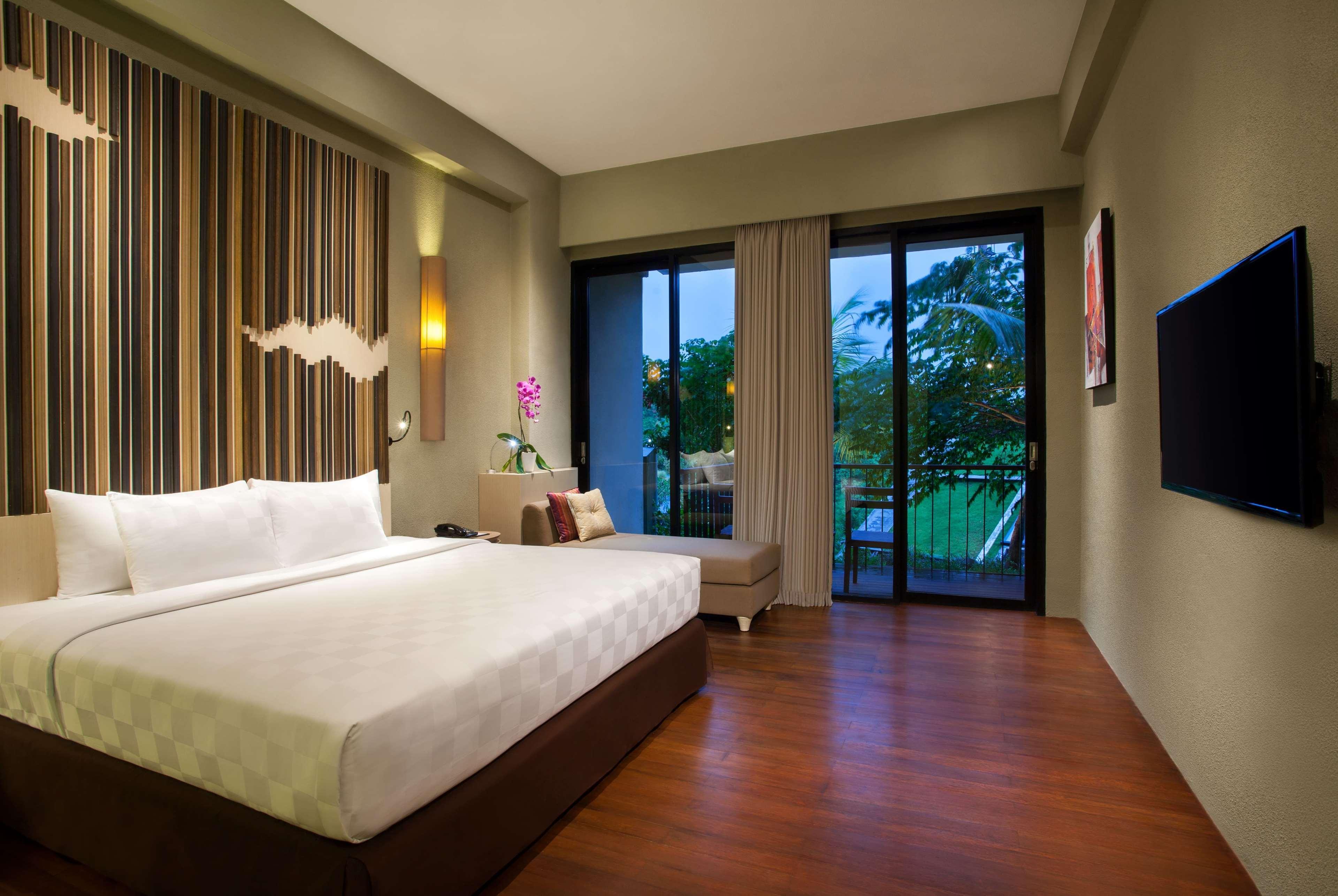 Wyndham Dreamland Resort Bali Uluwatu Exterior foto
