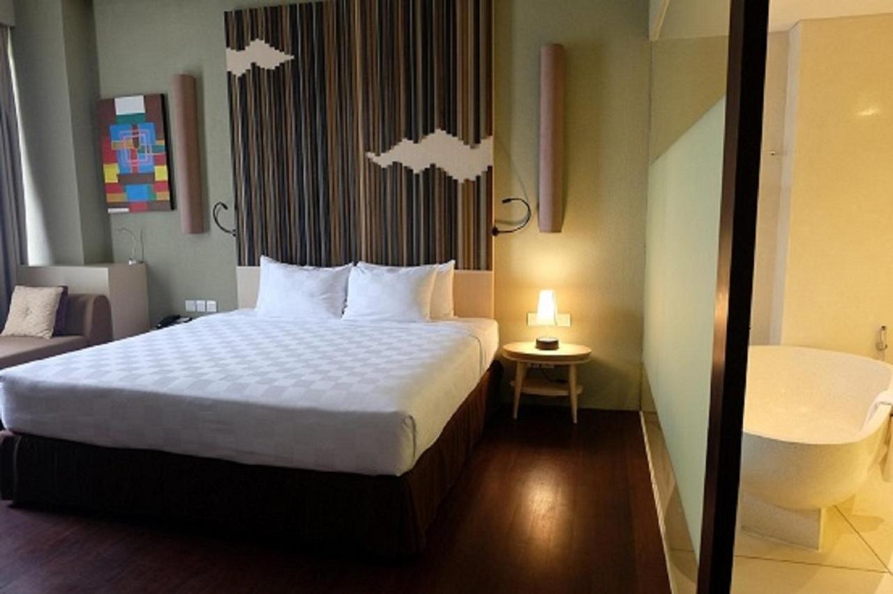 Wyndham Dreamland Resort Bali Uluwatu Exterior foto